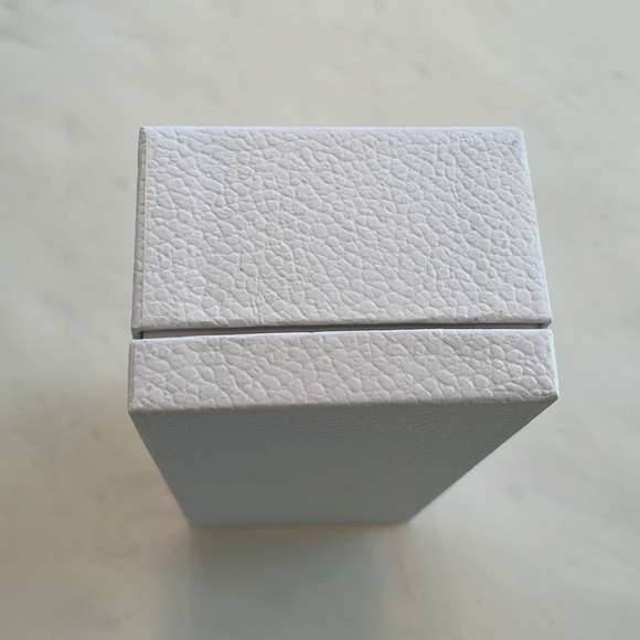 Dior white sunglasses storage box - Authentic - Picture 4 of 8